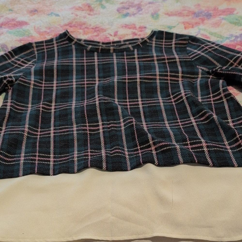 Ann Taylor Women's Plaid Top with Cream Accent